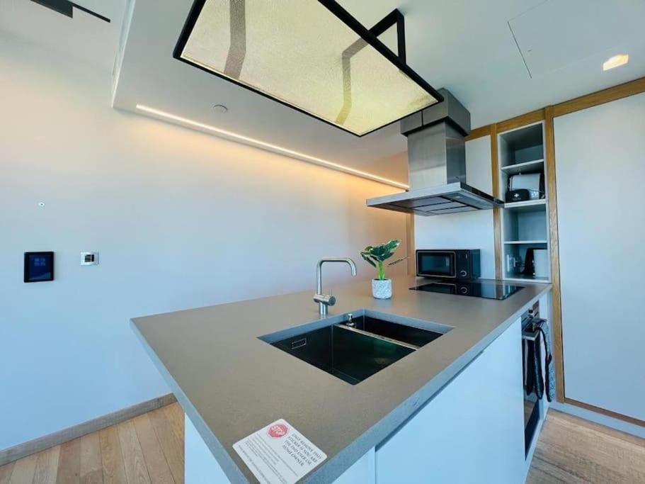 런던 New Manhattan Loft Gardens Stratford 아파트 외부 사진